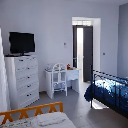 Casa Ary לינה וארוחת בוקר *
