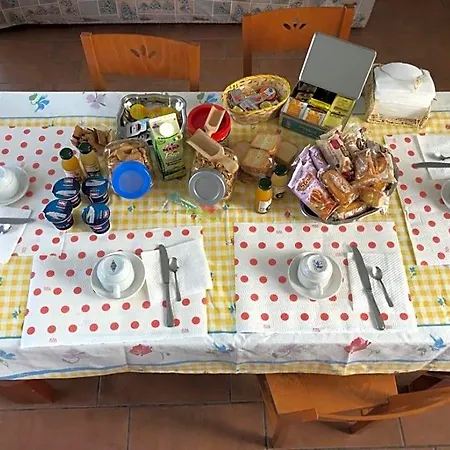 Bed & Breakfast Casa Ary 4*