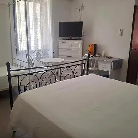 Casa Ary Bed & Breakfast