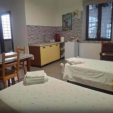 Casa Ary Bed & Breakfast 4*